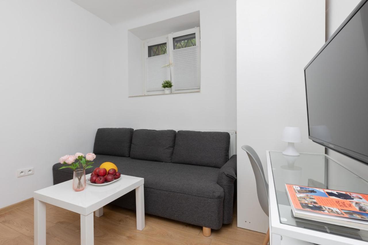 Micro Apartment Near Fort Mokotow By Noclegi Renters Варшава Экстерьер фото
