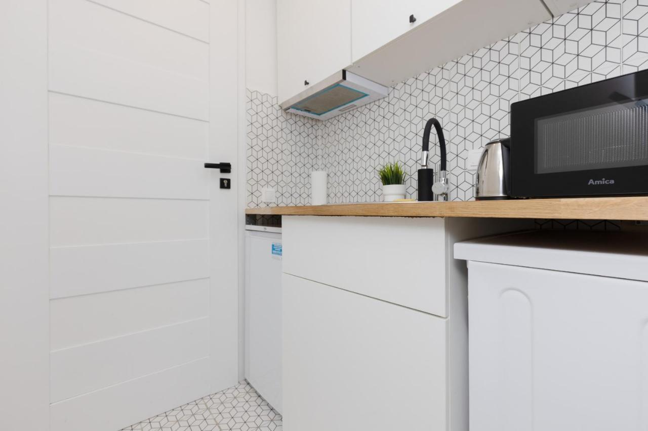 Micro Apartment Near Fort Mokotow By Noclegi Renters Варшава Экстерьер фото